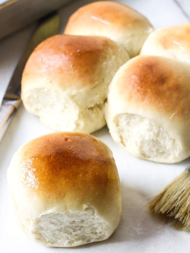 Can You Freeze Hawaiian Rolls: Guide For How To