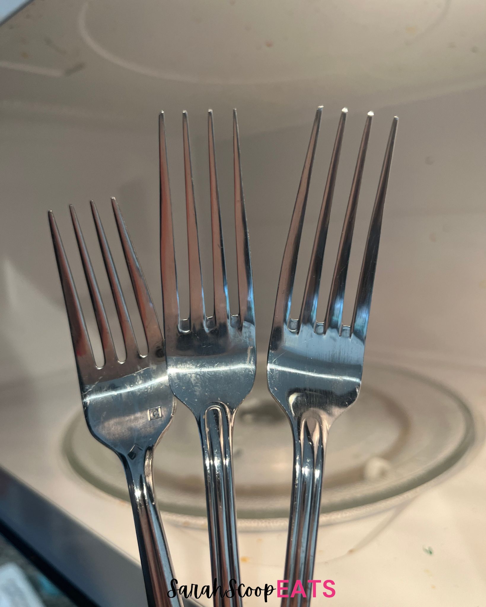 Can You Put A Fork In The Microwave What Happens