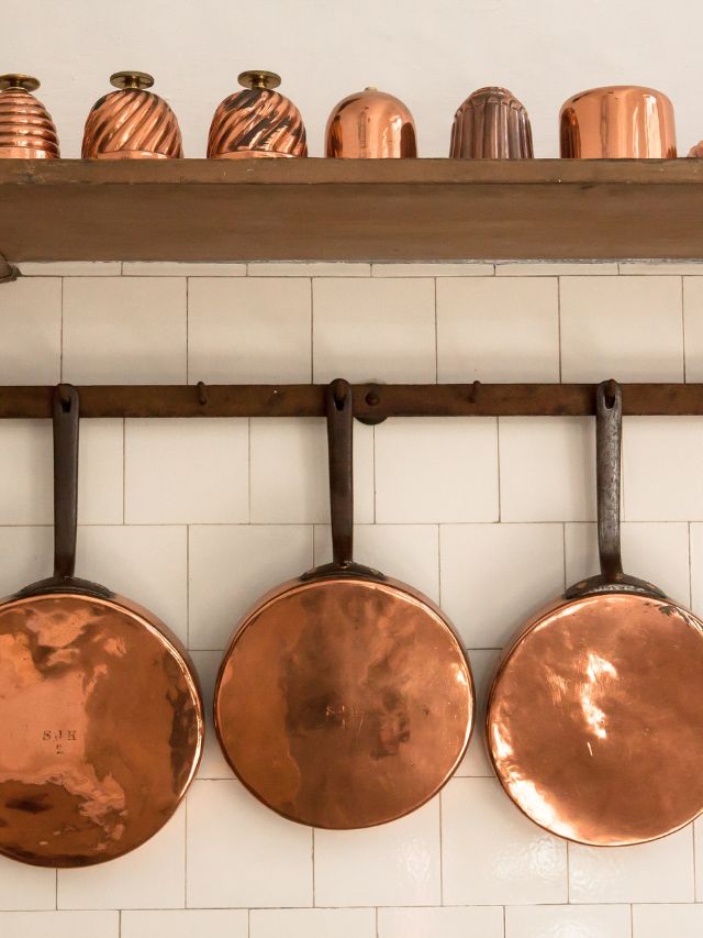 How To Clean A Burnt Copper Chef Pan: 8 Easy Ways