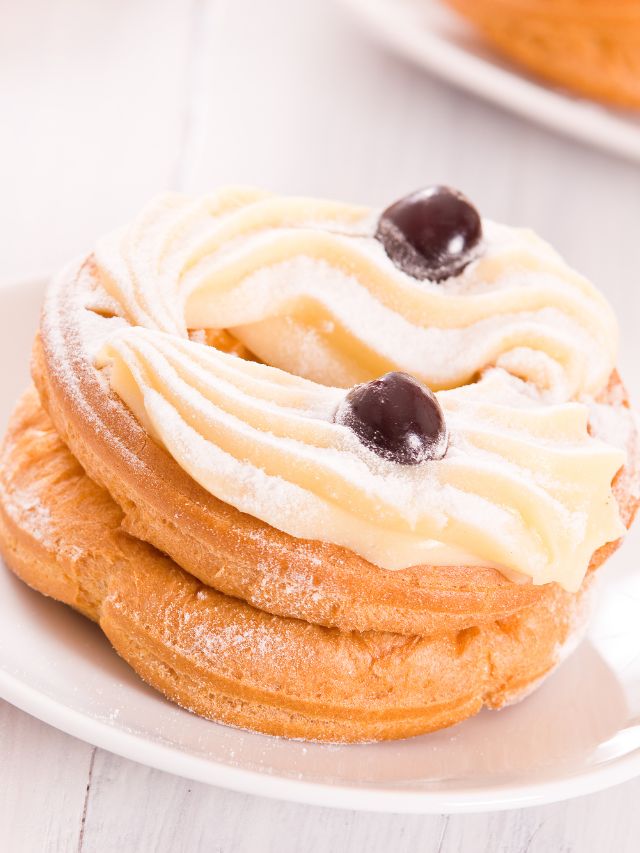 dessert zeppoles on plate