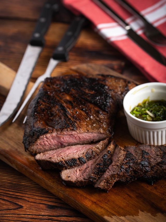 sirloin slices on cutting board