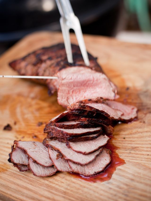 sliced grilled trip tip steak