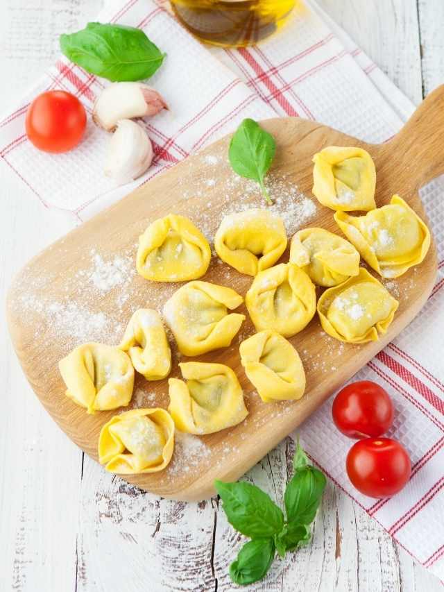 What to Serve With Tortellini: 55+ Best Side Dishes