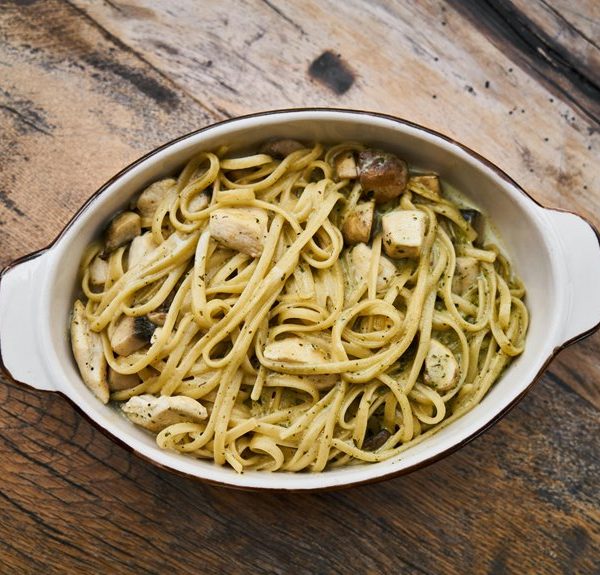 25 Best Side Dishes for Chicken Pesto Pasta