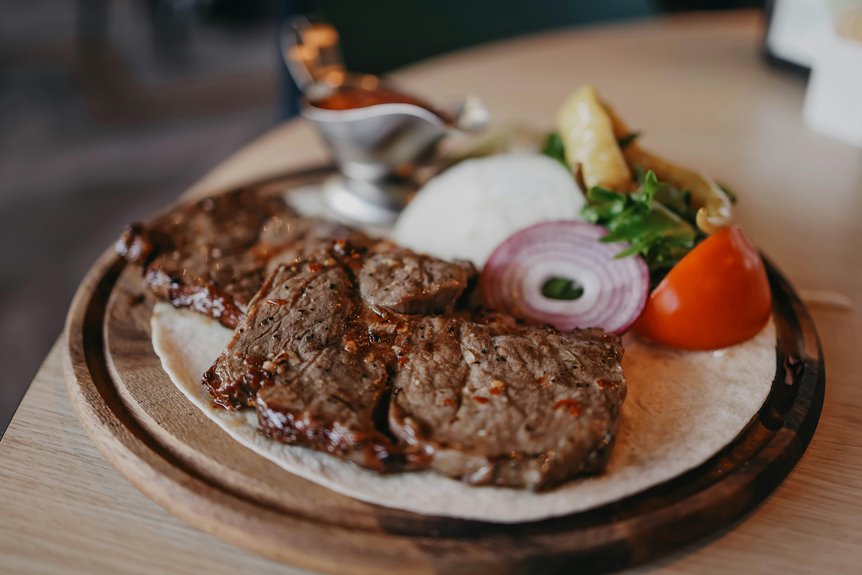 delicious accompaniments for pepper steak