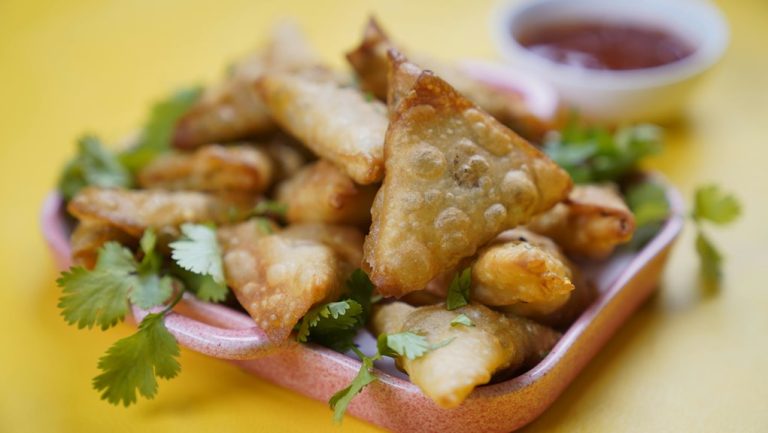 delicious samosa accompaniment ideas